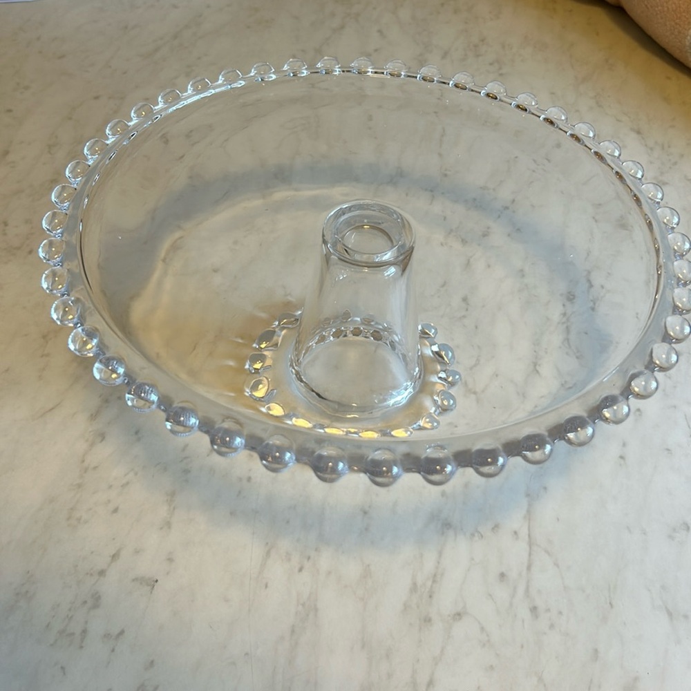 Clear glass bubble cake stand